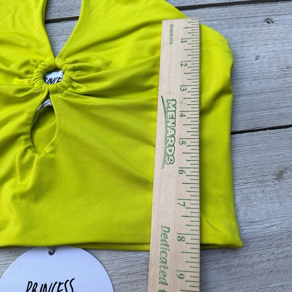 Princess Polly Omarion Top Cropped Halter Cutout Club Wear Size 2 NWT - Picture 4 of 8